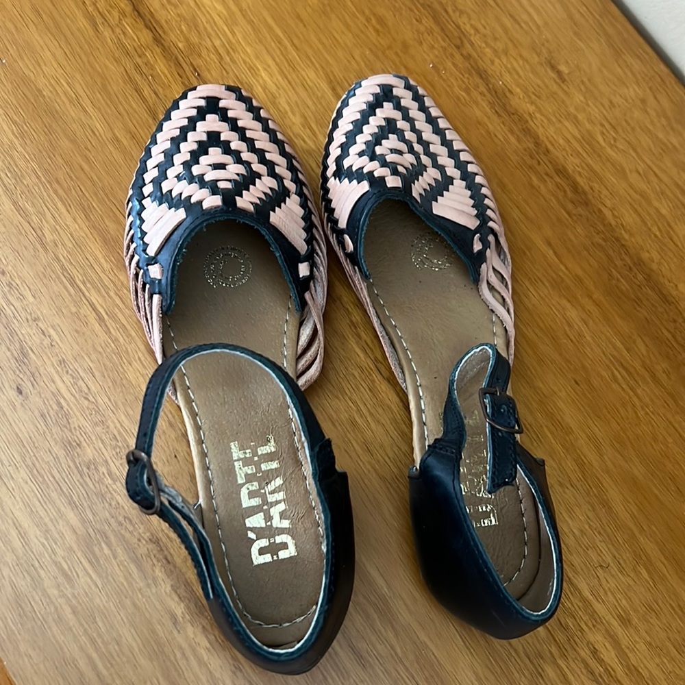 Woven Sandels